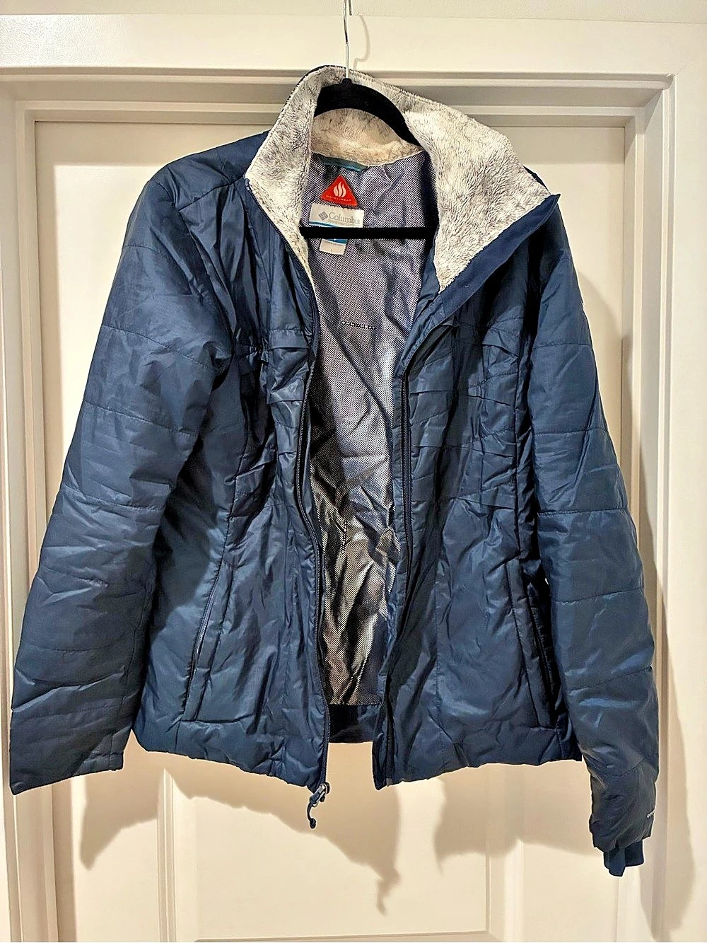 Columbia Women's Heavenly Jacket Puffer Blue & Gray Large